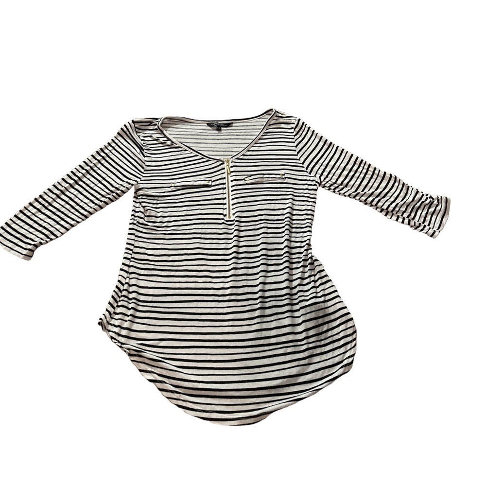 Striped Black and White Women's Top Size Medium